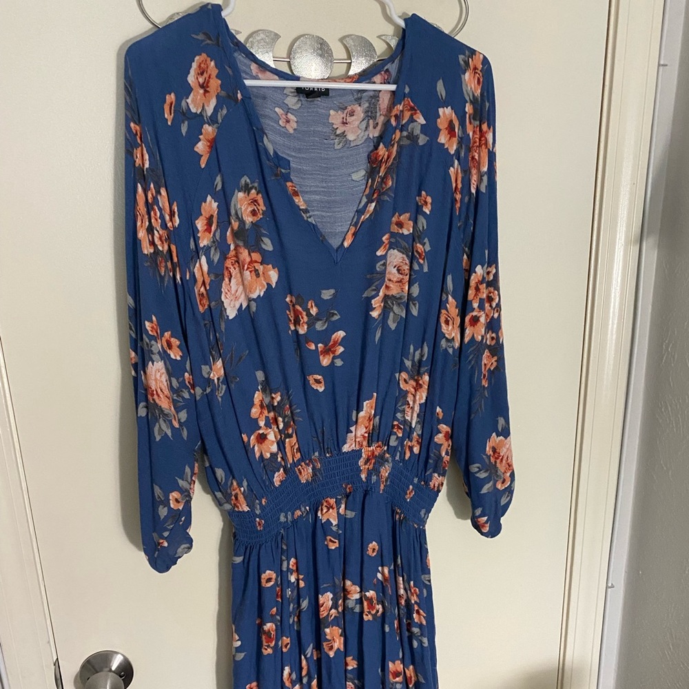 Blue Floral Torrid Dress with Elastic Waist Size 4X